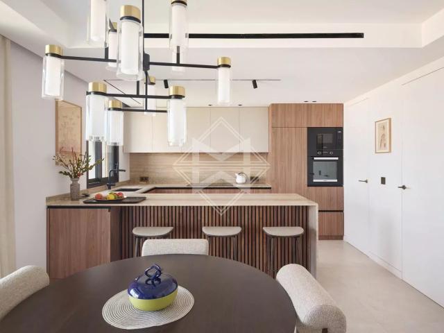 HAUTS DE VAUGRENIER Sublime Appartement rénové dans domain. 114m² Villeneuve Loubet