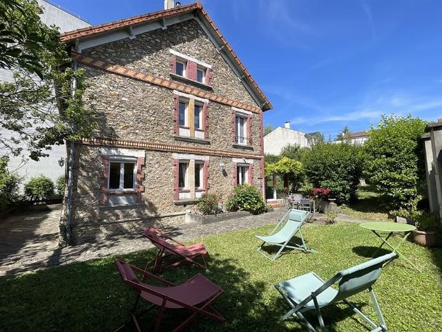 Hauts De Seine Chaville 92370 Maison 180 M² / 205 M 6. 205m² Chaville