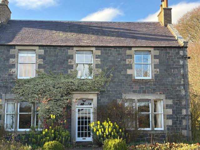 Haughhead Road, Earlston, TD4 5 bed detached house to rent £2,150 pcm £496 pw