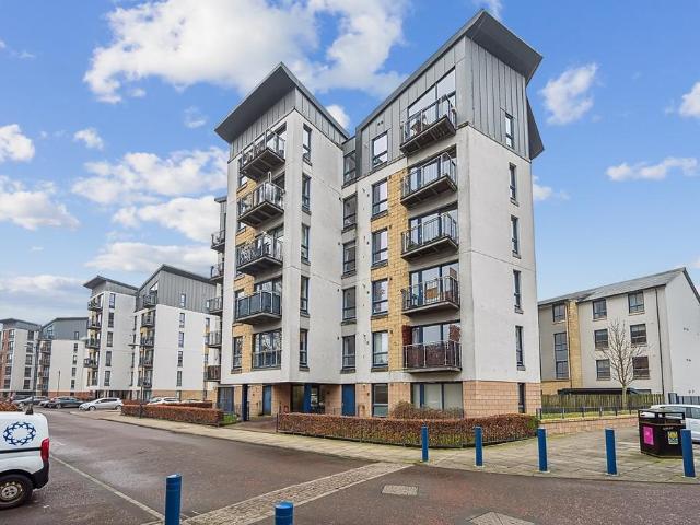 Haughview Terrace, Hutchesontown, Glasgow, G5 0LN, United Kingdom | 2 bed apartment for rent #139265396 | Rentberry
