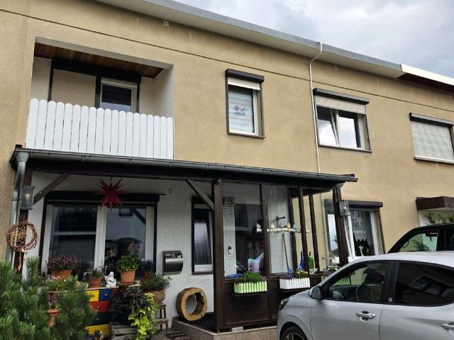 Hauptstadtmakler Charmantes Haus mit Erdwärme und PV Anlage in Top Lage