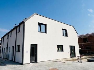 House for sale in 2353