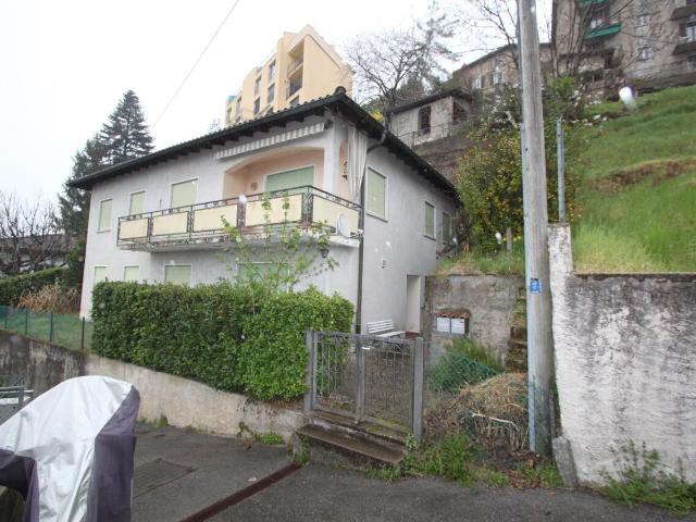 2 Familienhaus zum Renovieren