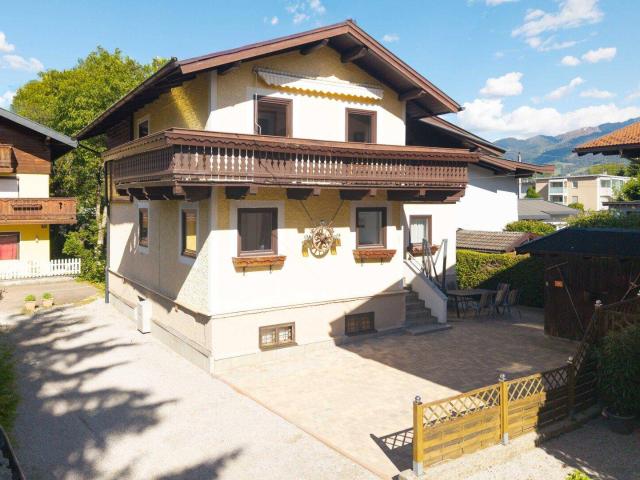 Haus mit 3 Wohnungen in Zell am See Touristische Nutzung möglich!
