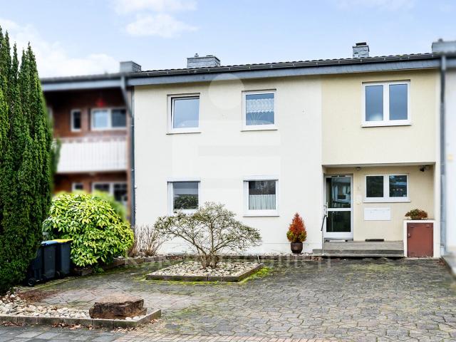 Haus mit verschiedenen Nutzungsmöglichkeiten und Traumgarten in zentraler Lage!