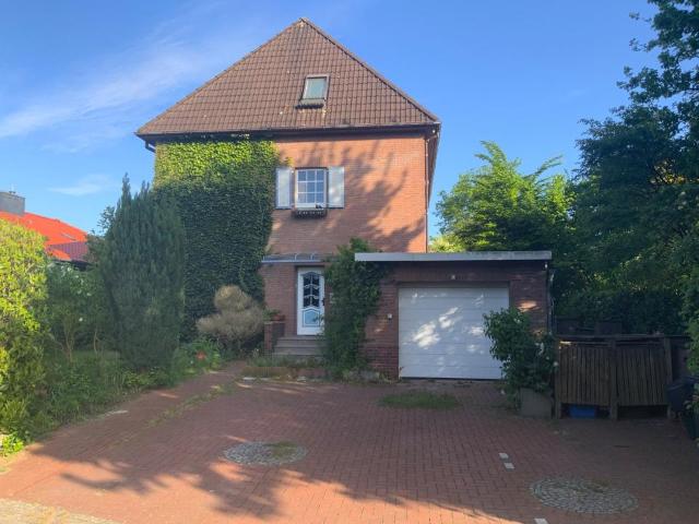 Haus mit viel Platz für Ihre Ideen zu verkaufen