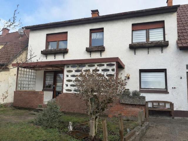 Haus mit viel Potenzial in Sandhausen – Garten, Garage, Werkstatt