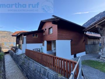 Haus mit zwei 2 Zimmer Wohnungen mit Airbnb Vermietung