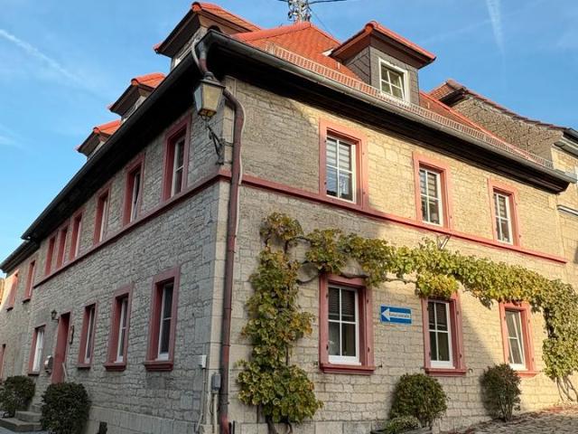 Haus mit besonderem Charme, Bauernhaus,Scheune, Landhaus