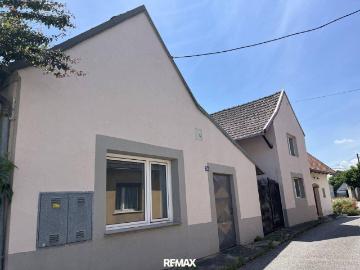 NEUER PREIS! Genießen statt pflegen Ihr neues Zuhause mit Innenhof!