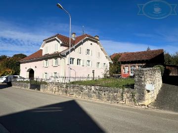 Dreifamilienhaus in Courgenay mit Scheune
