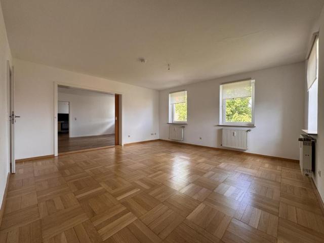Haus mit einem externen Büro zu mieten in ruhiger Crailsheimer Lage