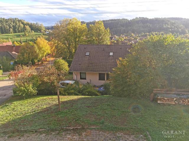 Haus mit Einliegerwohnung gepflegt und viel Platz!