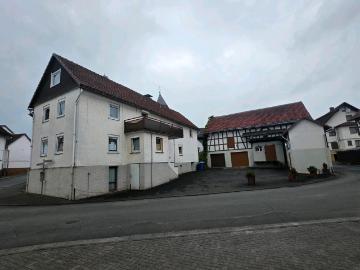 Haus mit Einliegerwohnung zu verkaufen