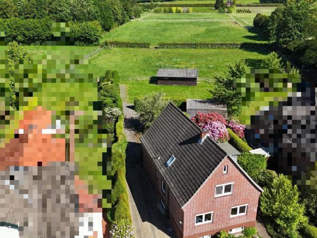 Haus mit fast 4.000qm Grundstück, eigenem Stall & Weide Rellingen