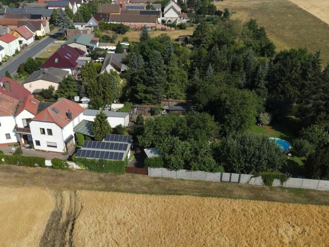 Haus mit Garten und Pool, unweit von Jessen/E. und Holzdorf Ost