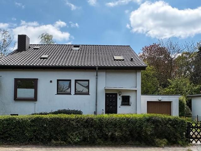 Haus mit Garage in ruhiger Sackgassenlage