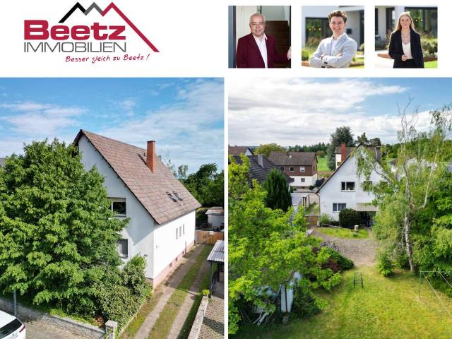 Haus mit großem Grundstück 1019m² und viel Potenzial in Feldrandlage von Blankenloch zu verkaufen