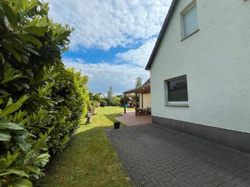 Haus mit großem Grundstück und zusätz. Bauplatz in bester Lage!