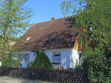 Haus mit Grundstück
