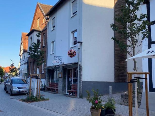 Haus mit Ladenlokal in top Lage von Halle Westf. provisionsfrei