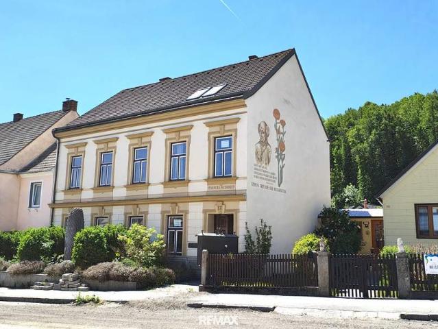 Haus mit Lagerhalle & Garten 2 Geschosse + Dachausbaupotenzial
