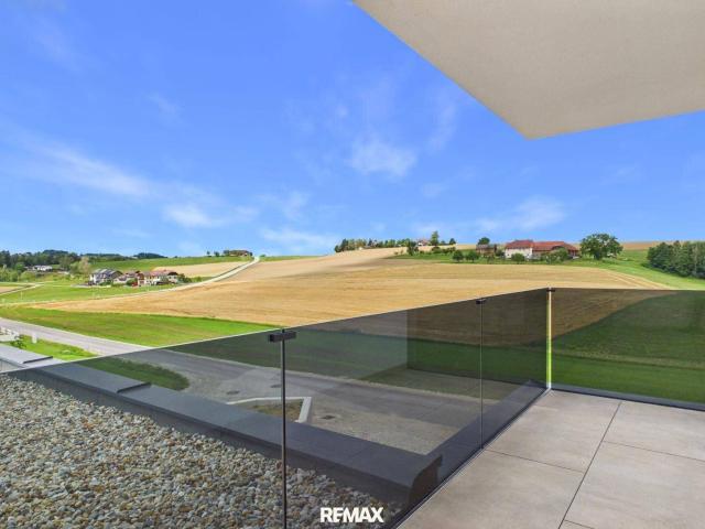 161 m² Neubau mit Pool und nur 25 min von Linz!