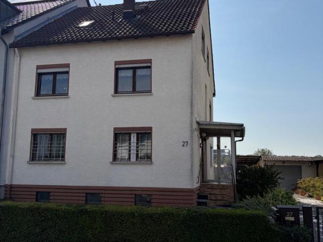 Haus mit Potential in Frankfurt Goldstein auf Erbpacht Grundstück