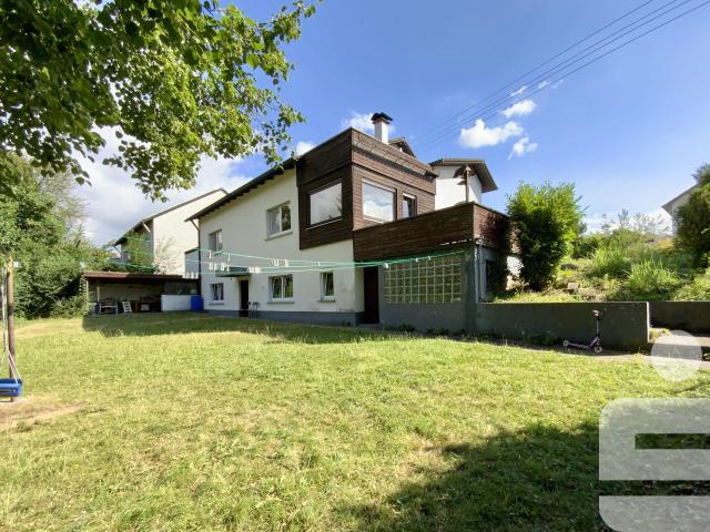 Haus mit riesigem Garten in Aufheim!