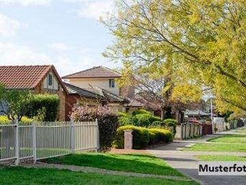 Holt, Mönchengladbach, Peel - Keller