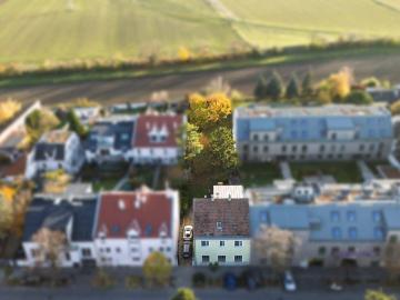 Haus auf 1.200m2 Grund in toller Lage des 10. Bezirks!