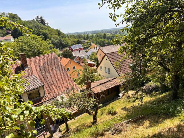 Haus am Burgberg von Donaustauf Sanierungsobjekt für Liebhaber von historischer Bausubstanz