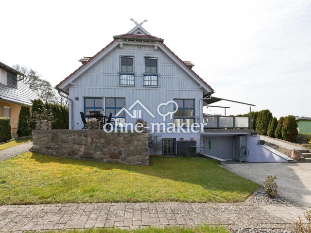 Haus am Fleesensee unverbaubarer Seeblick komlett möbliert
