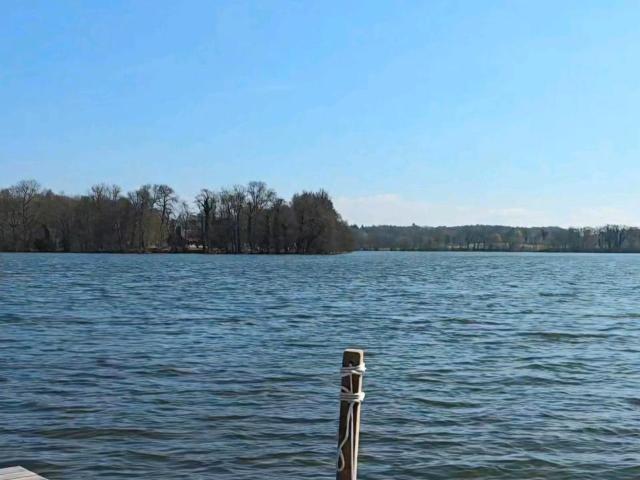 Haus am Seeufer, Seelage, Holsteiner Seenplatte eigener Steg