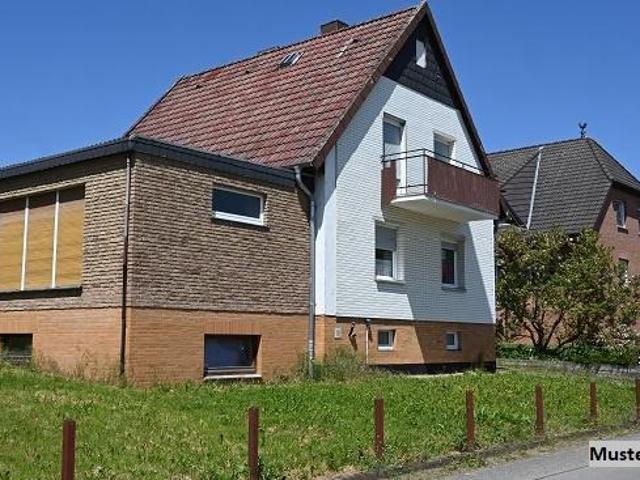 Haus Asbach Deutschland 104369894