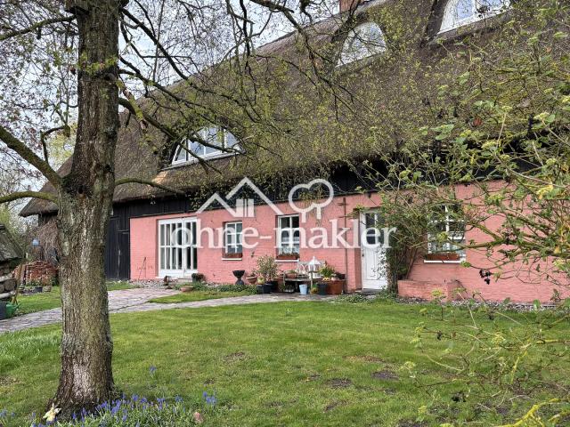 Haus, Bauernhaus, Landhaus, ländliches Idyll in ruhiger Lage. Ein Landhaus, das die Seele berührt
