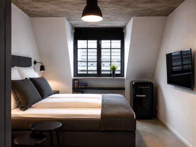 Haus / Boardinghouse mit Ladenlokal