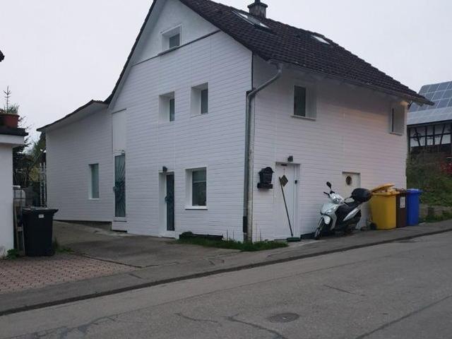 Haus Einfamilienhaus Ferienhaus Immobilie Wohnung Privat Garten