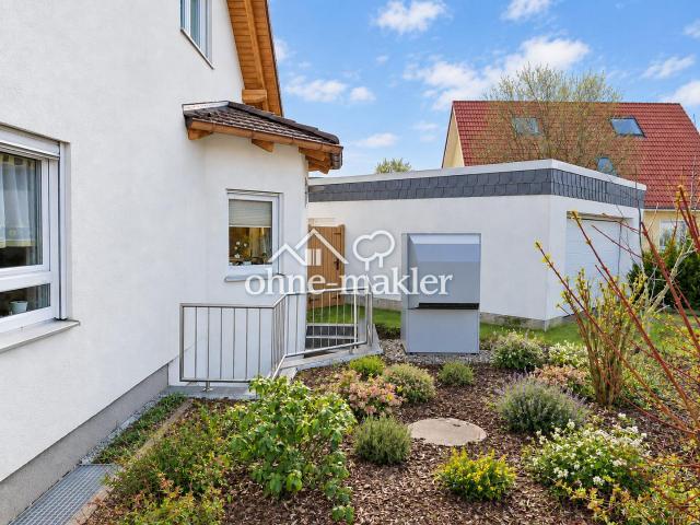 Haus für drei Generationen mit Einliegerwohnung Wärmepumpe und Photovoltaik provisionsfrei