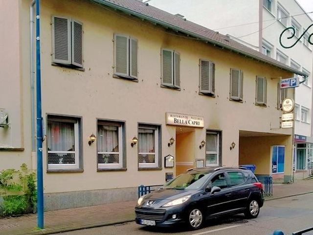 Haus Frankfurt Deutschland 104647403