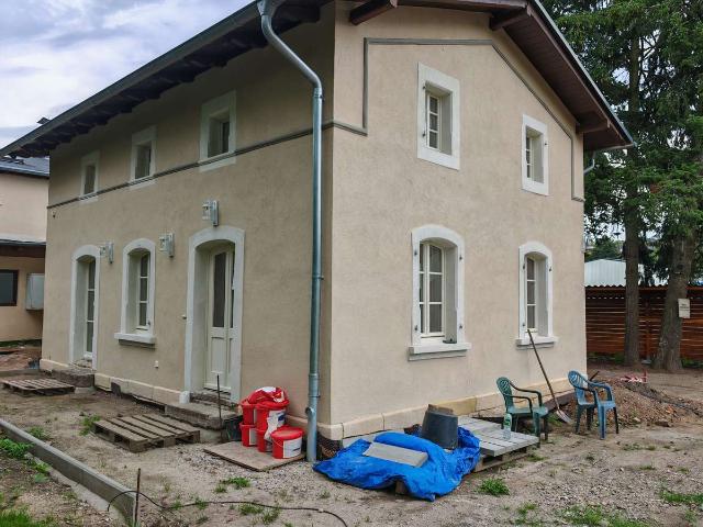 Haus im grünen und zentraler Lage