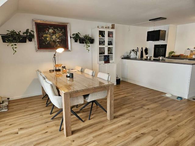 Haus im Haus! Alles neu! Komfort, Aufzug, Dachterrasse, TG, fantastischer Ausblick