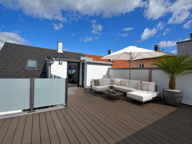 Haus im Haus mit Pool, Dachterrasse & privatem Aufzug Traunstein