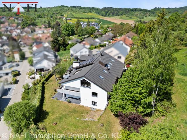 Haus im Haus mit traumhaftem Ausblick ins Grüne