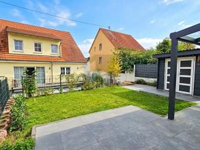 HAUS IM HAUS WOHNKOMFORT MIT EIGENEM GARTEN !