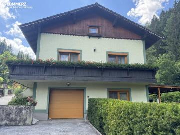 Haus in idyllischer Grünlage