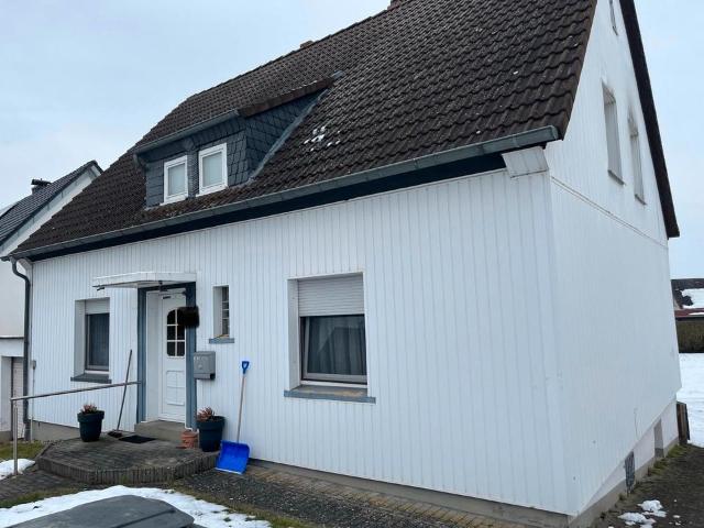 Haus in ruhiger Lage zu verkaufen – interessante Kapitalanlage