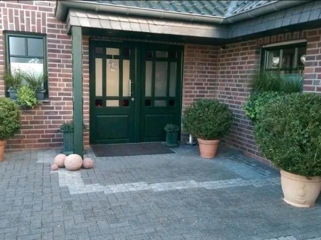 Haus inkl. Gewerbehalle Provisionsfrei