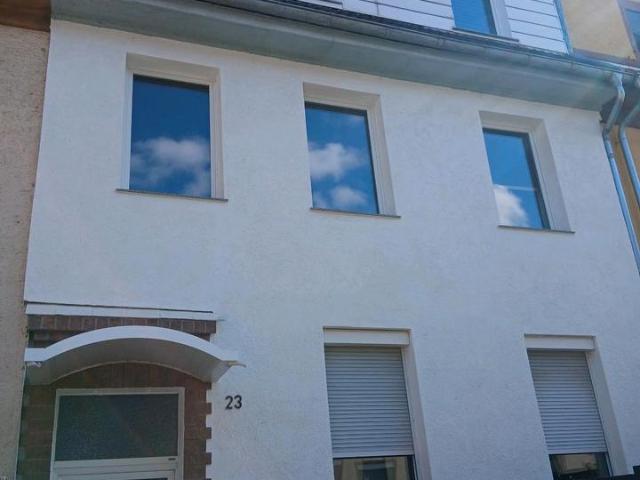 Haus Reihenmittelhaus mit 3 Wohneinheiten von Privat zu Erwerben
