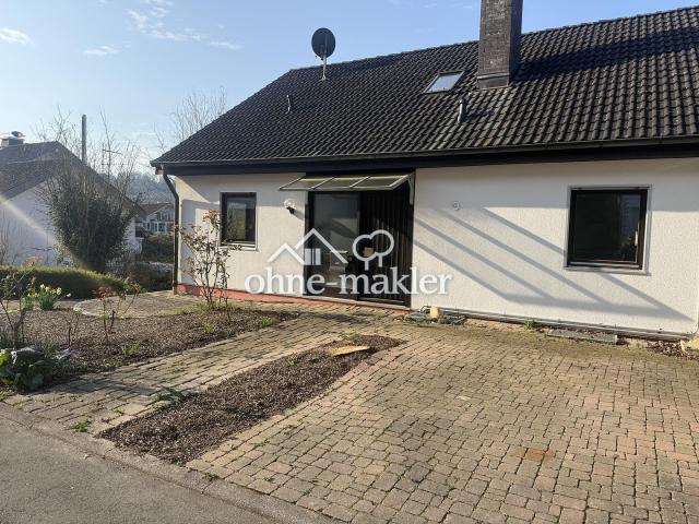 Haus sofort bezugsfrei für ein bis drei Familien